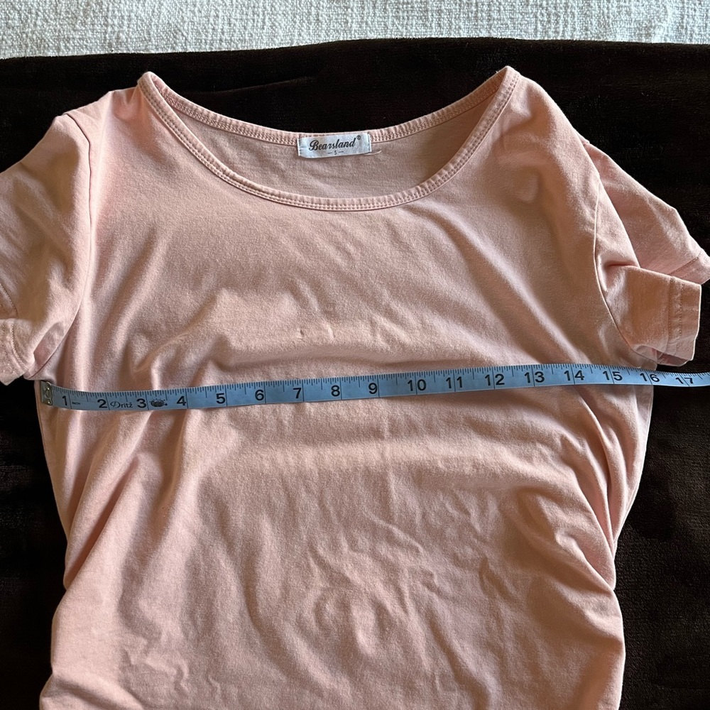 2 Short Sleeve Tops (Pink & Gray)- Used - Picture 9 of 10